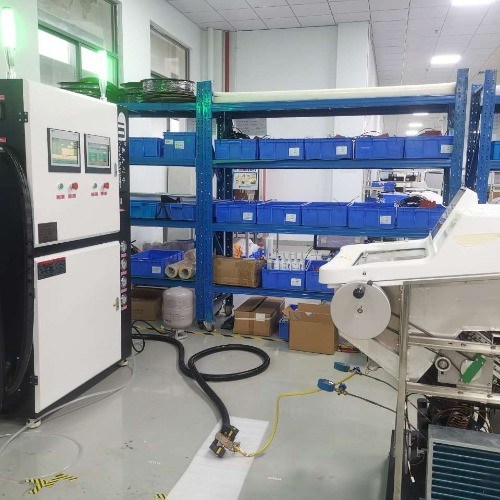 R134a R410a Gas Injecting System with 60-260g/s Charging Speed and 380V/50HZ Voltage